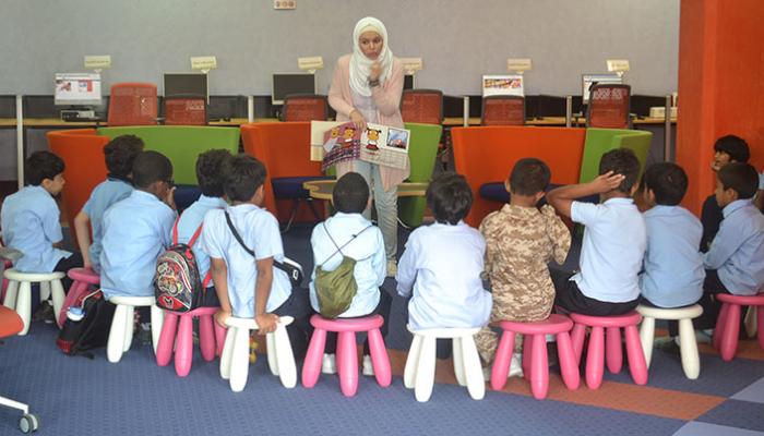 “أندية الإمارات للقراءة” تقدم برامج لتعزيز قيمة اللغة العربية