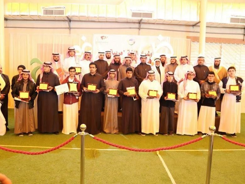“تعليم الرياض” يكرم الفائزين بأولمبياد اللغة العربية