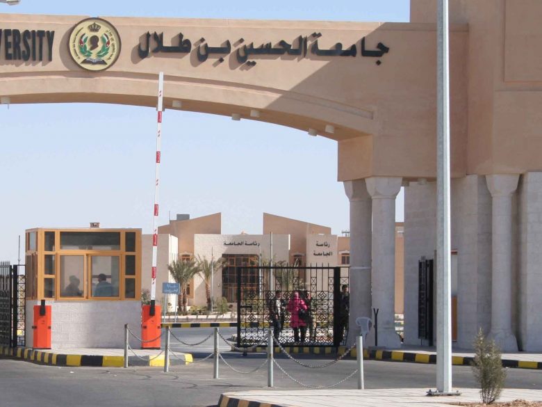 اتفاقية لتعليم اللغة العربية لغير الناطقين بها بجامعة الحسين
