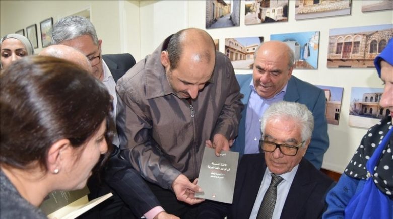 ناجي بيضون يوقع كتابه «الألفية العصرية في قواعد اللغة العربية»