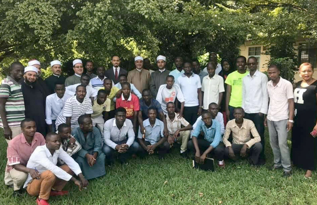 بدء دورات تعليم اللغة العربية في جامعة بوروندي