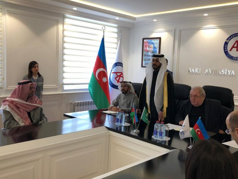 مركز خدمة اللغة العربية ينظم مؤتمرا لغويا ويفتتح مركز الاستعراب في أذربيجان