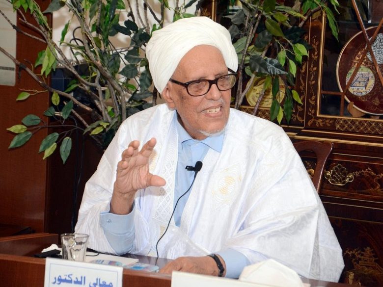محمد المختار يحذر من ضعف أداء اللغة العربية